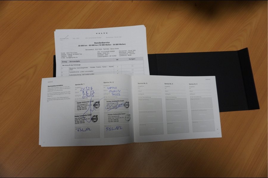 Volvo XC90 2.0 T8 Recharge AWD Ultimate Dark Luchtvering Trekhaak Incl. afleverbeurt en 12 Bovag garantie