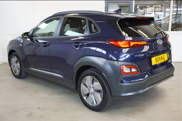 Hyundai Kona EV Style 64 kWh Navigatie, Camera, Stoel en Stuur verwarming.