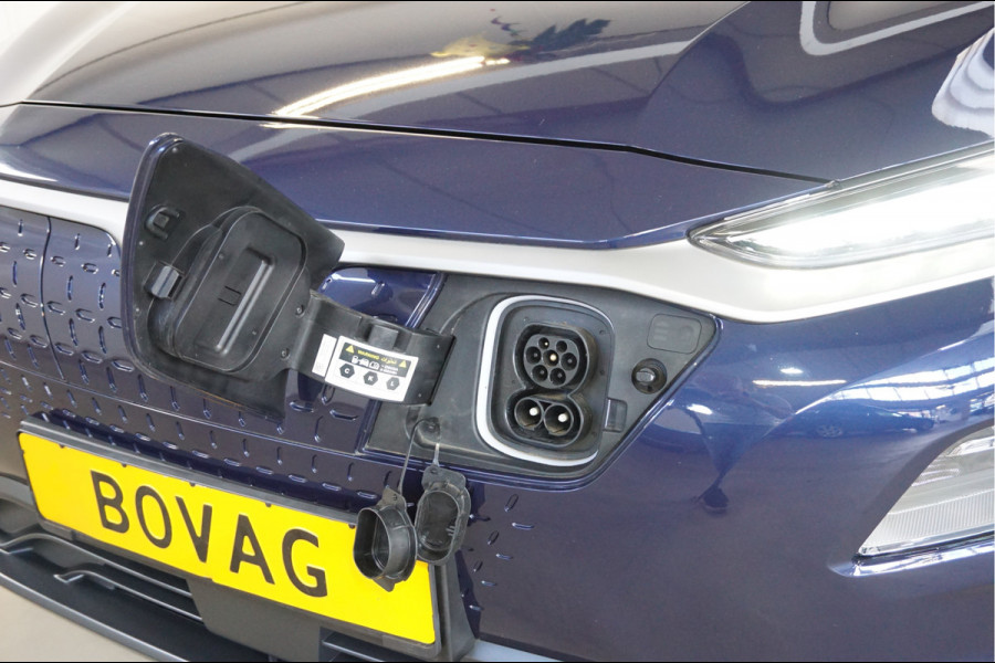 Hyundai Kona EV Style 64 kWh Navigatie, Camera, Stoel en Stuur verwarming.