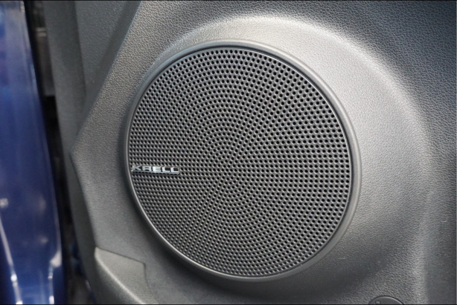 Hyundai Kona EV Style 64 kWh Navigatie, Camera, Stoel en Stuur verwarming.