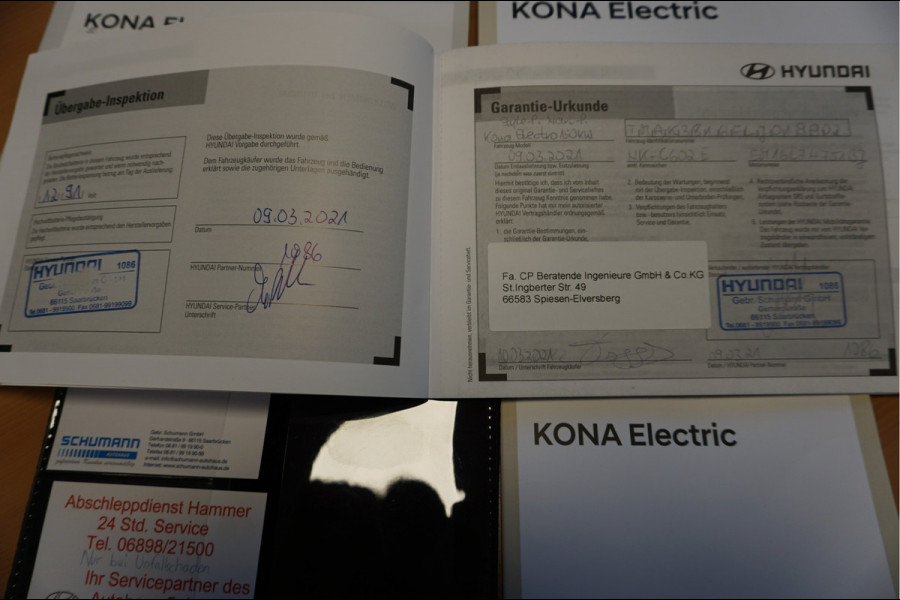 Hyundai Kona EV Style 64 kWh Navigatie, Camera, Stoel en Stuur verwarming.