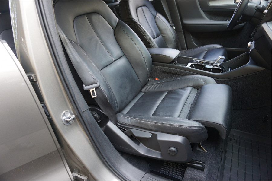 Volvo XC40 1.5 T4 Inscription Leder  Pilot-Assist Navi Camera
