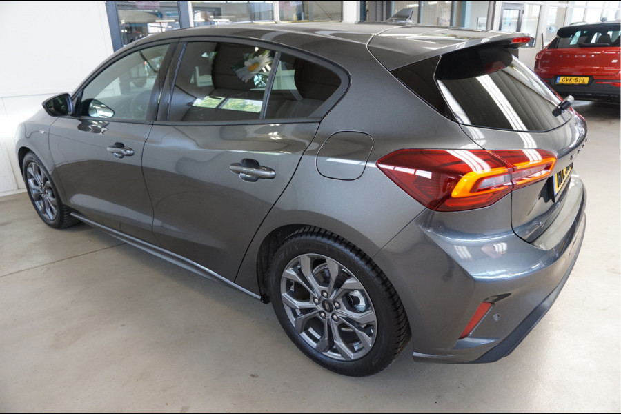 Ford Focus 1.0 EcoBoost Hybrid ST Line Navi Incl. afleverbeurt en 12 Bovag garantie