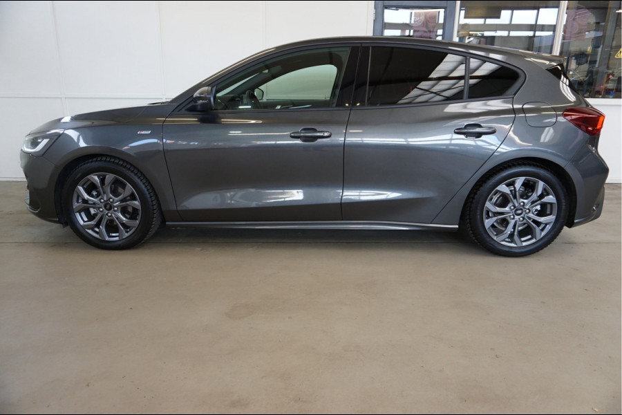 Ford Focus 1.0 EcoBoost Hybrid ST Line Navi Incl. afleverbeurt en 12 Bovag garantie