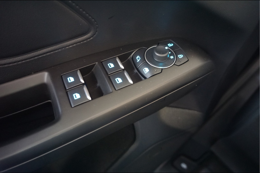 Ford Focus 1.0 EcoBoost Hybrid ST Line Navi Incl. afleverbeurt en 12 Bovag garantie