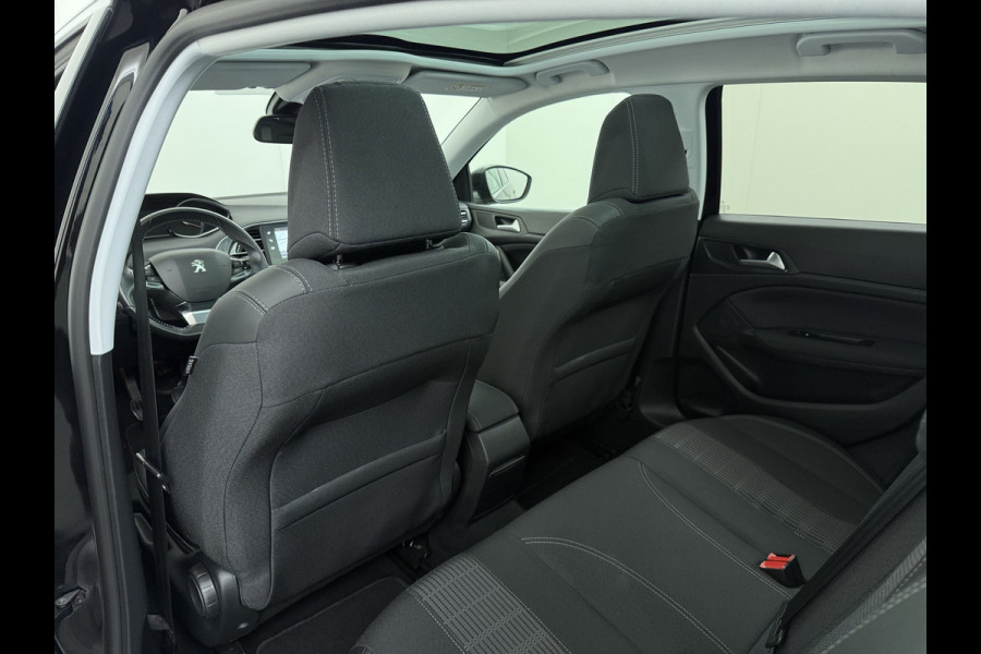 Peugeot 308 T 111PK Pano-Dak Navi Ecc Apple Carplay Android Auto Pdc Cruise Control Blue Premium Lmv 16" Connected Apps Bluetooth Led Distributieriem vervangen bij 93.000 km ! Origineel Nederlandse Auto