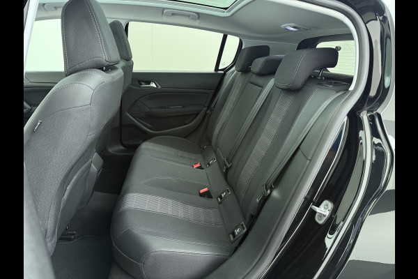 Peugeot 308 T 111PK Pano-Dak Navi Ecc Apple Carplay Android Auto Pdc Cruise Control Blue Premium Lmv 16" Connected Apps Bluetooth Led Distributieriem vervangen bij 93.000 km ! Origineel Nederlandse Auto