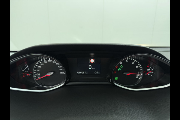 Peugeot 308 T 111PK Pano-Dak Navi Ecc Apple Carplay Android Auto Pdc Cruise Control Blue Premium Lmv 16" Connected Apps Bluetooth Led Distributieriem vervangen bij 93.000 km ! Origineel Nederlandse Auto