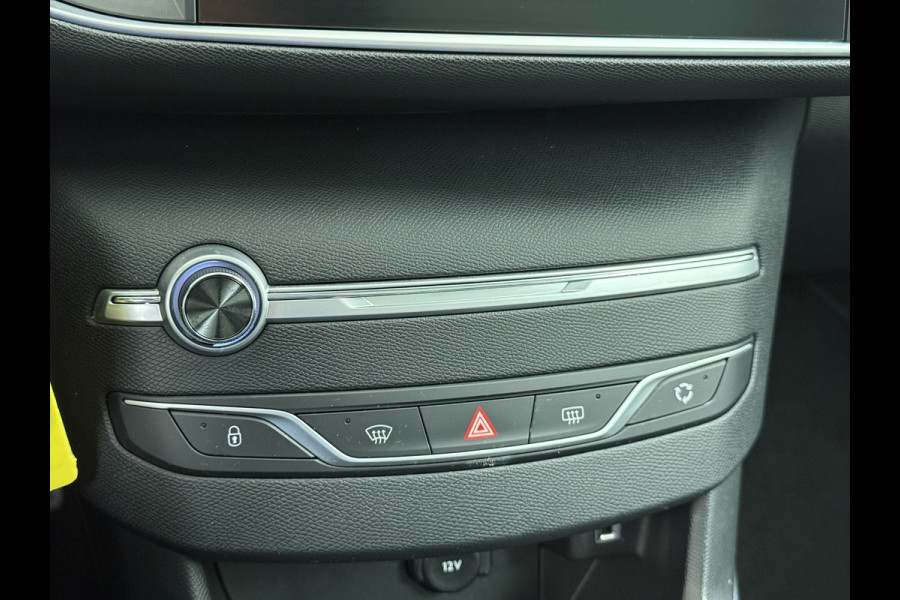Peugeot 308 T 111PK Pano-Dak Navi Ecc Apple Carplay Android Auto Pdc Cruise Control Blue Premium Lmv 16" Connected Apps Bluetooth Led Distributieriem vervangen bij 93.000 km ! Origineel Nederlandse Auto