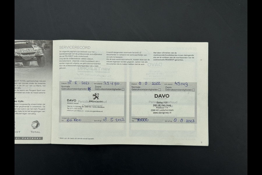 Peugeot 308 T 111PK Pano-Dak Navi Ecc Apple Carplay Android Auto Pdc Cruise Control Blue Premium Lmv 16" Connected Apps Bluetooth Led Distributieriem vervangen bij 93.000 km ! Origineel Nederlandse Auto