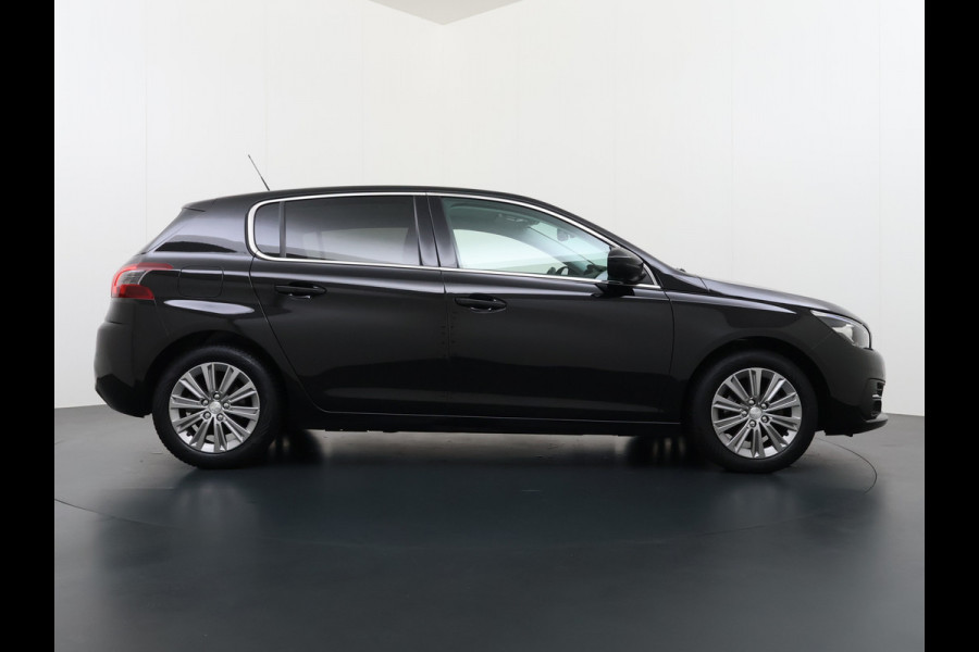 Peugeot 308 T 111PK Pano-Dak Navi Ecc Apple Carplay Android Auto Pdc Cruise Control Blue Premium Lmv 16" Connected Apps Bluetooth Led Distributieriem vervangen bij 93.000 km ! Origineel Nederlandse Auto