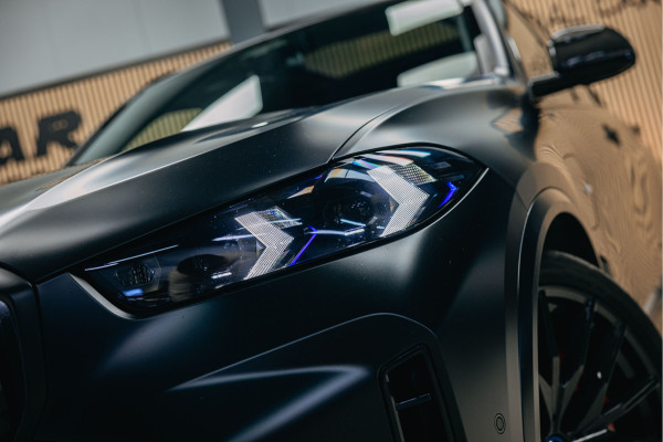 BMW X5 xDrive50e | M uitgevoerd | Trekhaak | Alcantara hemel | Luchtvering | Full PPF in- en exterieur | Skylounge |