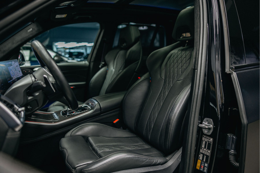BMW X5 xDrive50e | M uitgevoerd | Trekhaak | Alcantara hemel | Luchtvering | Full PPF in- en exterieur | Skylounge |