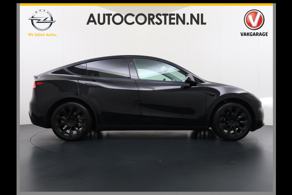 Tesla Model Y RWD LFP-Accu SOH 94% Leder Lmv 20" Warmtepomp Camera's Panormadak Adap.Cruise Navi Ecc Autopilot Stoel+Stuur+Achterbank Verwarming Elek.Achterklep Dodehoek detector Draadloze telefoonlader Origineel Nederlandse Auto Fabrieksgarantie tot 25-6-2028/80.000km en 25-6-2032/160.000 km op de accu en aandrijflijn.  Trekvermogen 1600 kg !