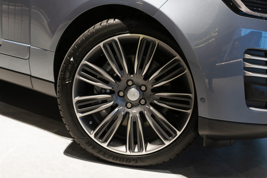 Land Rover Range Rover 4.4 SDV8 Autobiography SVO|Full options|volledig historie|NL auto