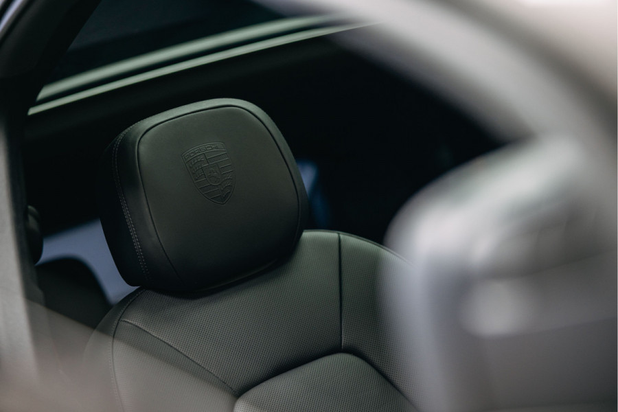 Porsche Cayenne Coupé 3.0 S E-Hybrid | Stoelmasssage | HomeLink | Head-Up | Sport Chrono | Bose | Trekhaak | Kreide |