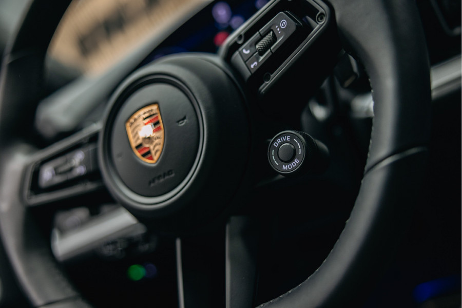 Porsche Cayenne Coupé 3.0 S E-Hybrid | Stoelmasssage | HomeLink | Head-Up | Sport Chrono | Bose | Trekhaak | Kreide |