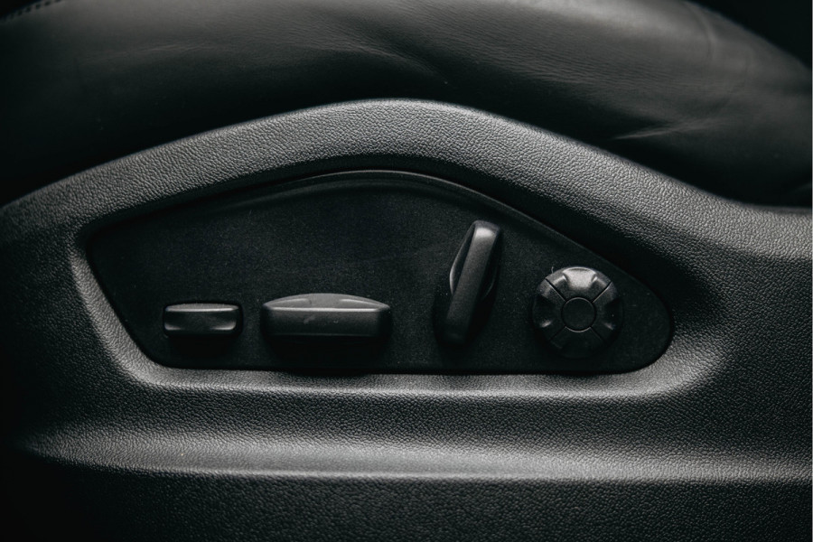 Porsche Cayenne Coupé 3.0 S E-Hybrid | Stoelmasssage | HomeLink | Head-Up | Sport Chrono | Bose | Trekhaak | Kreide |