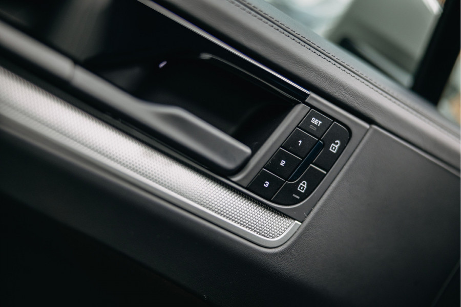 Porsche Cayenne Coupé 3.0 S E-Hybrid | Stoelmasssage | HomeLink | Head-Up | Sport Chrono | Bose | Trekhaak | Kreide |