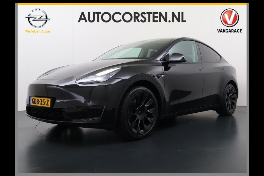 Tesla Model Y RWD LFP-Accu SOH 94% Leder Lmv 20" Warmtepomp Camera's Panormadak Adap.Cruise Navi Ecc Autopilot Stoel+Stuur+Achterbank Verwarming Elek.Achterklep Dodehoek detector Draadloze telefoonlader Origineel Nederlandse Auto Fabrieksgarantie tot 25-6-2028/80.000km en 25-6-2032/160.000 km op de accu en aandrijflijn.  Trekvermogen 1600 kg !