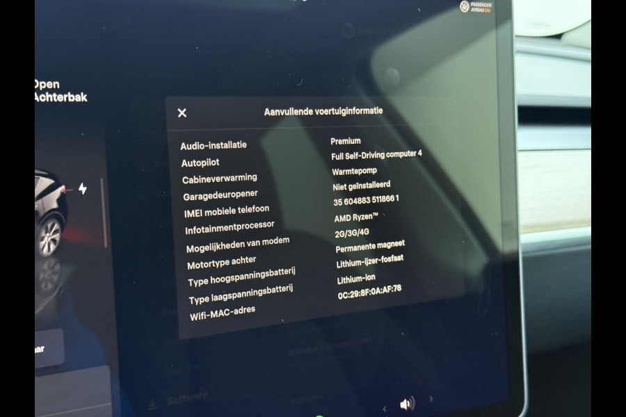 Tesla Model Y RWD LFP-Accu SOH 94% Leder Lmv 20" Warmtepomp Camera's Panormadak Adap.Cruise Navi Ecc Autopilot Stoel+Stuur+Achterbank Verwarming Elek.Achterklep Dodehoek detector Draadloze telefoonlader Origineel Nederlandse Auto Fabrieksgarantie tot 25-6-2028/80.000km en 25-6-2032/160.000 km op de accu en aandrijflijn.  Trekvermogen 1600 kg !