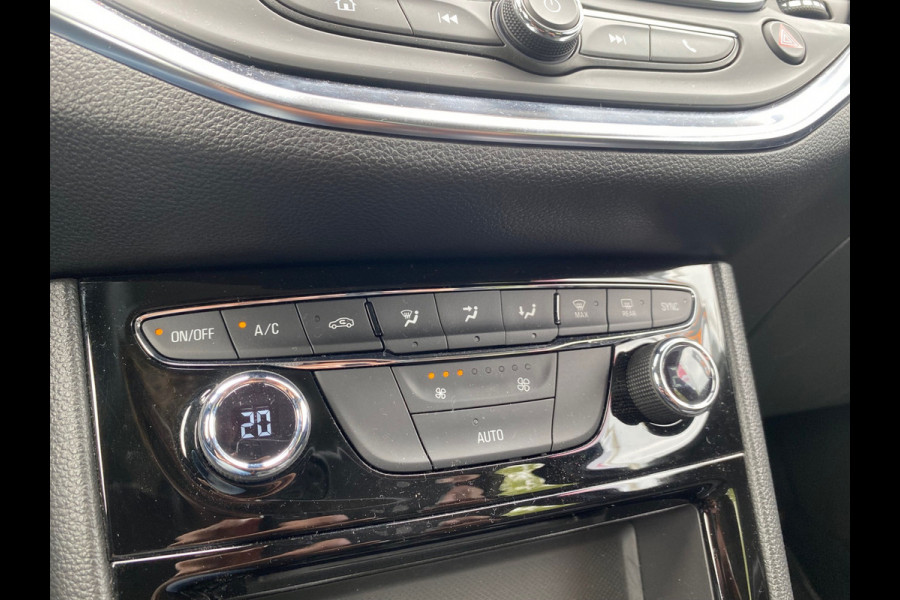 Opel Astra Sports Tourer BWJ 2021 | 1.2 131PK Bus Elegance | TREKHAAK | CLIMA | NAVI | PDC 2X | CAMERA A | CARPLAY
