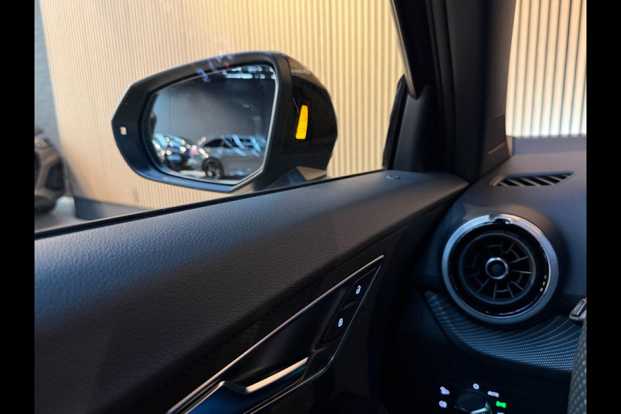 Audi Q2 35 TFSI S line Edition One - B&O - Pano - Matrix