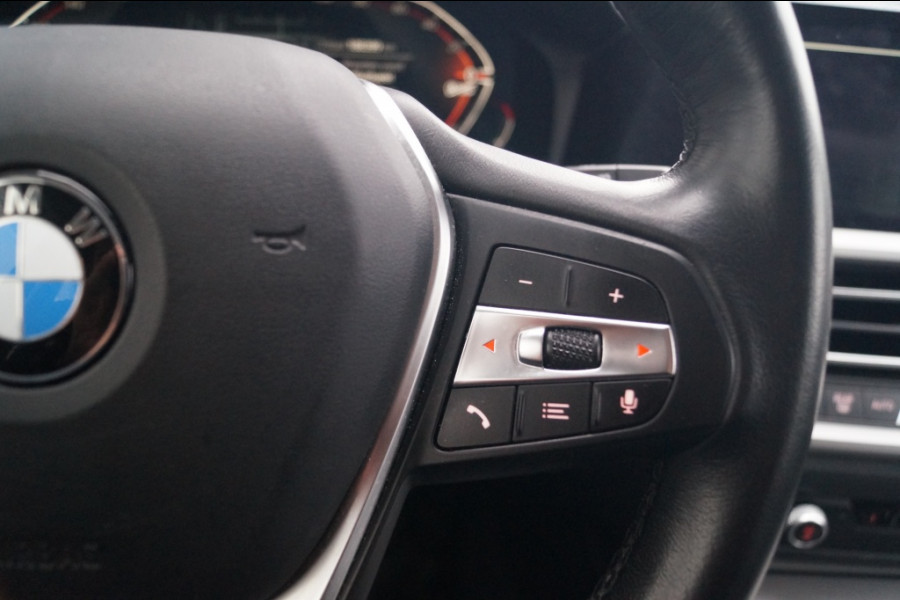 BMW 3 Serie Touring 320i 184pk Automaat Executive Edition -NAVI-ECC-