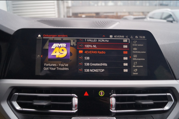 BMW 3 Serie Touring 320i 184pk Automaat Executive Edition -NAVI-ECC-