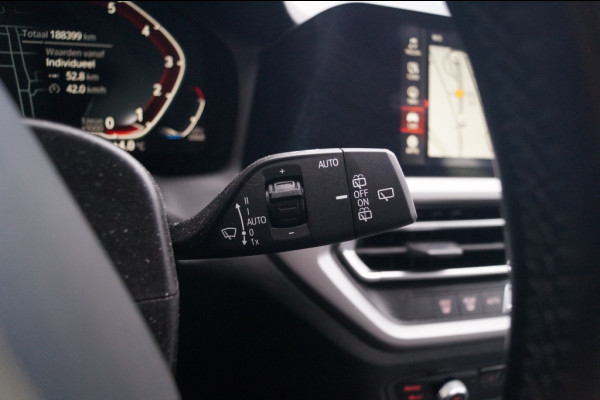 BMW 3 Serie Touring 320i 184pk Automaat Executive Edition -NAVI-ECC-