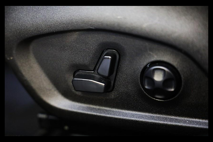 Alfa Romeo Tonale 1.5T Hybrid Veloce / 160 PK / Acc / Leder / Navi / 360 Camera / HK / Sfeerverlichting / Dode Hoek / Lane Assist