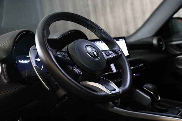 Alfa Romeo Tonale 1.5T Hybrid Veloce / 160 PK / Acc / Leder / Navi / 360 Camera / HK / Sfeerverlichting / Dode Hoek / Lane Assist