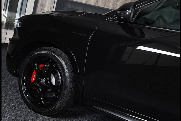 Alfa Romeo Tonale 1.5T Hybrid Veloce / 160 PK / Acc / Leder / Navi / 360 Camera / HK / Sfeerverlichting / Dode Hoek / Lane Assist