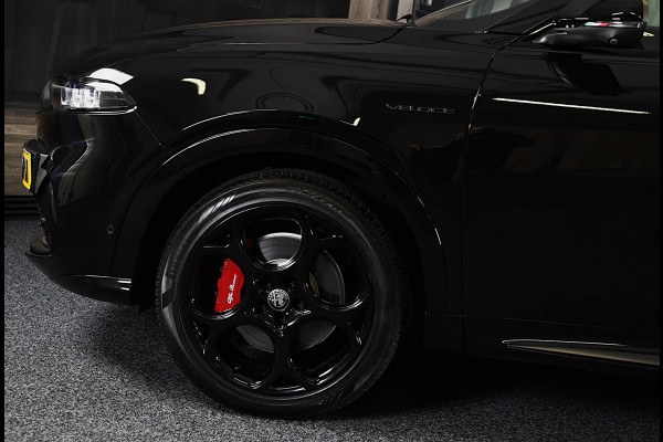 Alfa Romeo Tonale 1.5T Hybrid Veloce / 160 PK / Acc / Leder / Navi / 360 Camera / HK / Sfeerverlichting / Dode Hoek / Lane Assist