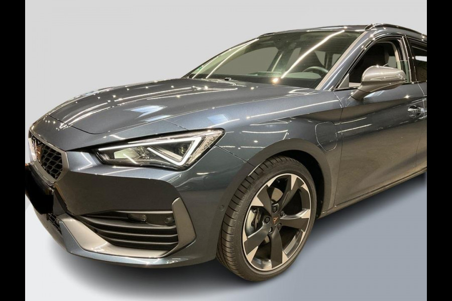 CUPRA Leon Sportstourer 1.4 e-Hybrid Business | Stoelverwarming |  Adaptieve cruisecontrol (ACC) | Achteruitrijcamera | Navigatiesysteem