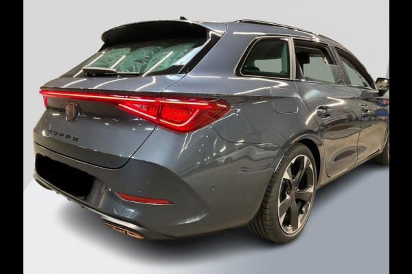 CUPRA Leon Sportstourer 1.4 e-Hybrid Business | Stoelverwarming |  Adaptieve cruisecontrol (ACC) | Achteruitrijcamera | Navigatiesysteem