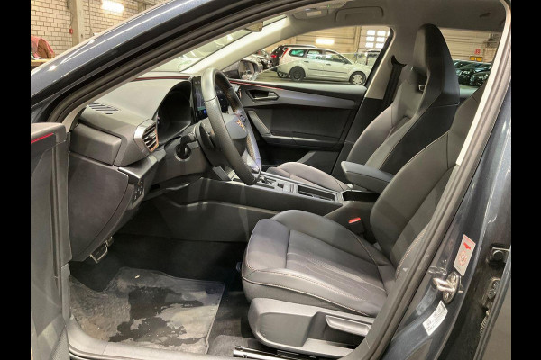 CUPRA Leon Sportstourer 1.4 e-Hybrid Business | Stoelverwarming |  Adaptieve cruisecontrol (ACC) | Achteruitrijcamera | Navigatiesysteem