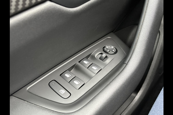 Peugeot 508 SW 1.6 HYbrid Blue Lease Allure PHEV | Stoelverwarming | Trekhaak | Adaptive cruise control | Camera