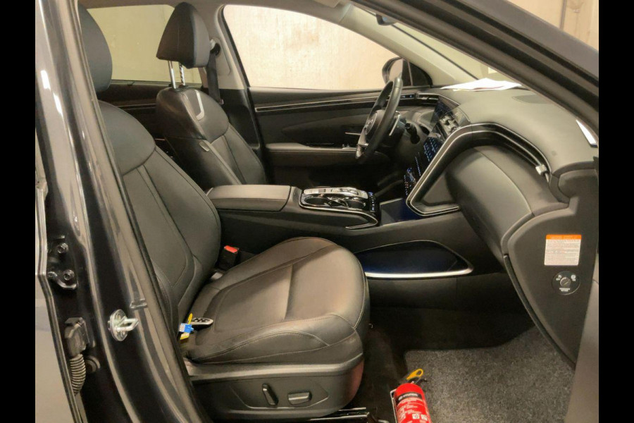 Hyundai Tucson 1.6 T-GDI PHEV Premium 4WD | Leder | Stoelverwarming/koeling | Navigatie | Camera | Adaptive cruise control