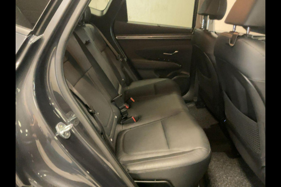 Hyundai Tucson 1.6 T-GDI PHEV Premium 4WD | Leder | Stoelverwarming/koeling | Navigatie | Camera | Adaptive cruise control