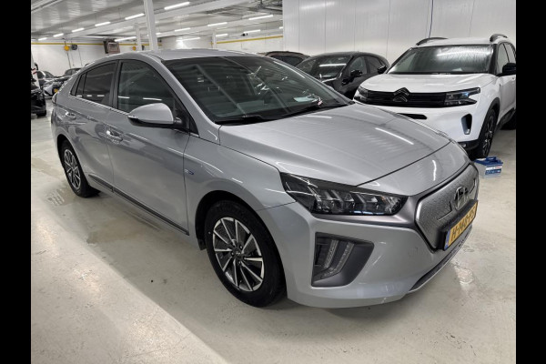 Hyundai IONIQ Comfort EV 38 kWh | Navigatie | Adaptive cruise control | Keyless