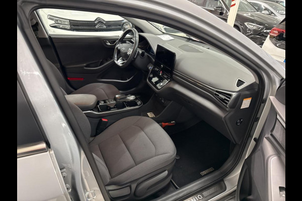 Hyundai IONIQ Comfort EV 38 kWh | Navigatie | Adaptive cruise control | Keyless