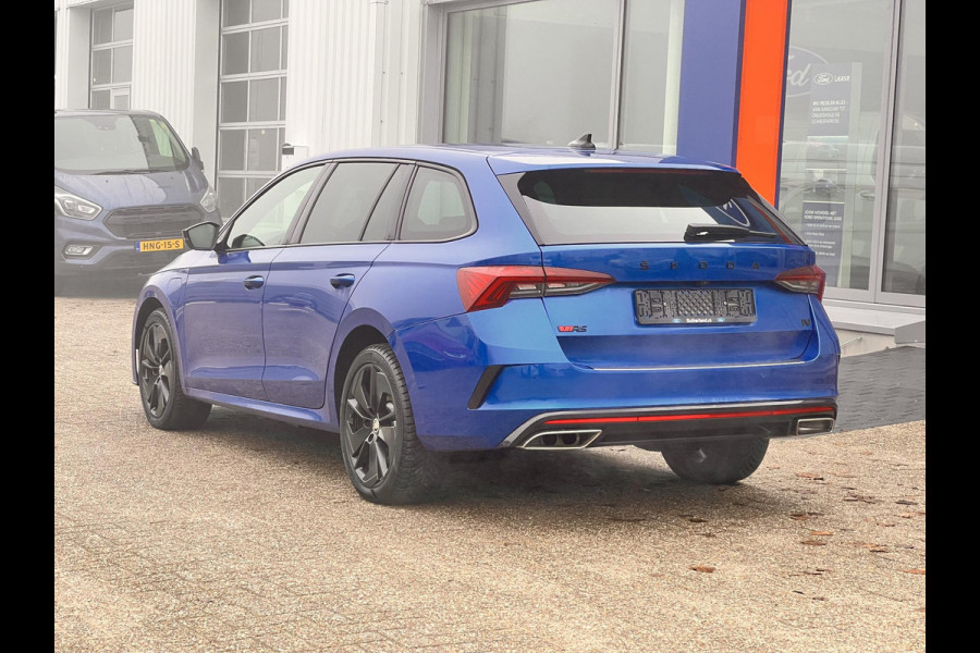 Škoda Octavia Combi 1.4 TSI RS iV PHEV Business | 245pk | Stoel- & Stuurverwarming | Achteruitrijcamera