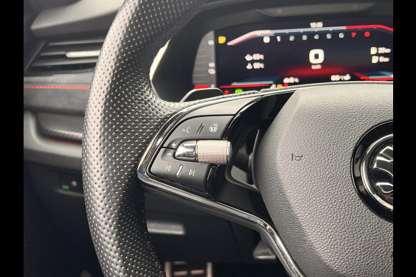 Škoda Octavia Combi 1.4 TSI RS iV PHEV Business | 245pk | Stoel- & Stuurverwarming | Achteruitrijcamera