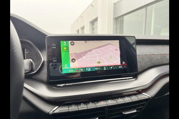 Škoda Octavia Combi 1.4 TSI RS iV PHEV Business | 245pk | Stoel- & Stuurverwarming | Achteruitrijcamera