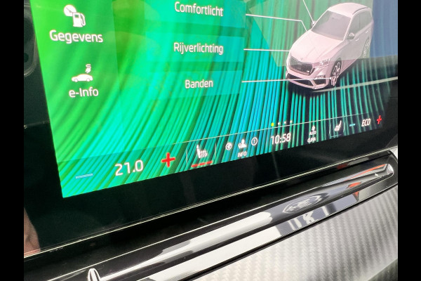 Škoda Octavia Combi 1.4 TSI RS iV PHEV Business | 245pk | Stoel- & Stuurverwarming | Achteruitrijcamera
