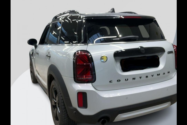 MINI Countryman 2.0 Cooper S E ALL4 Classic | Panoramadak | Lederen bekleding | Adaptive LED | Stoelverwarming | Verwarmd Stuurwiel | Sportstoelen | Climate control | Armsteun | Keyless entry