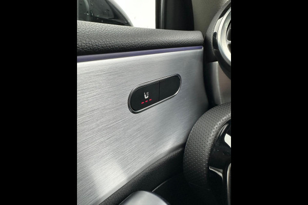Mercedes-Benz A-Klasse 250 e Business Solution AMG Limited | Elektrische trekhaak | Stoelverwarming | Half leder | Camera