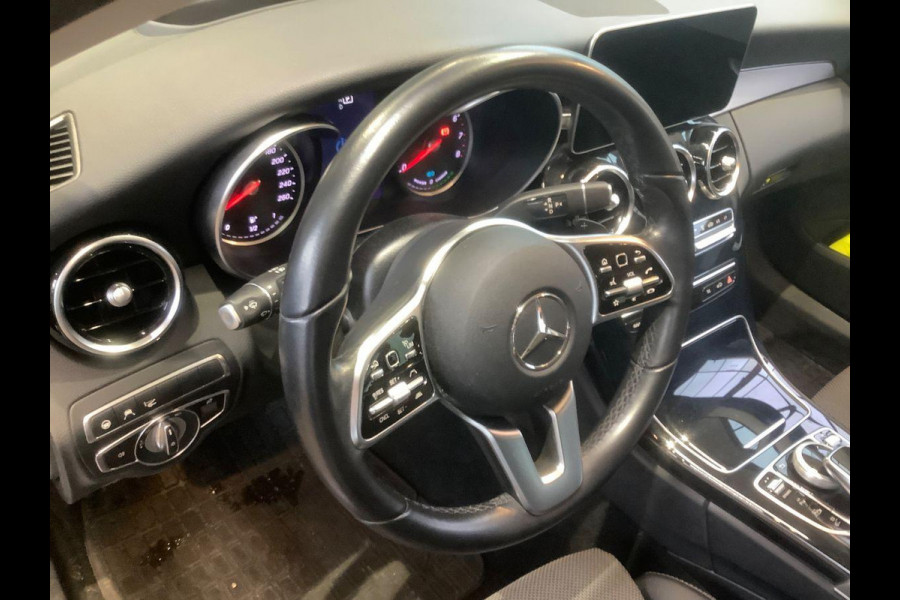 Mercedes-Benz C-Klasse Estate 300 e Avantgarde 320pk PHEV | Trekhaak | Adaptive cruise control | Stoelverwarming | Dodehoeksensoren | Elektrische stoelen met geheugenfunctie | Head up Display |