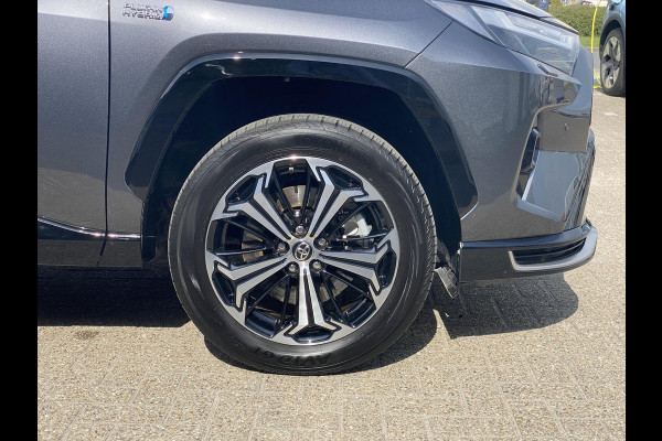 Toyota RAV4 2.5 Plug-in Hybrid AWD GR SPORT | Stoelverwarming | Stuurwielverwarming | Climate Control | Head Up Display